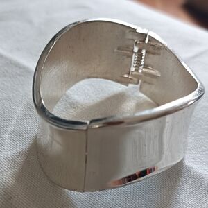 Silver Wearable Tech Bracelet